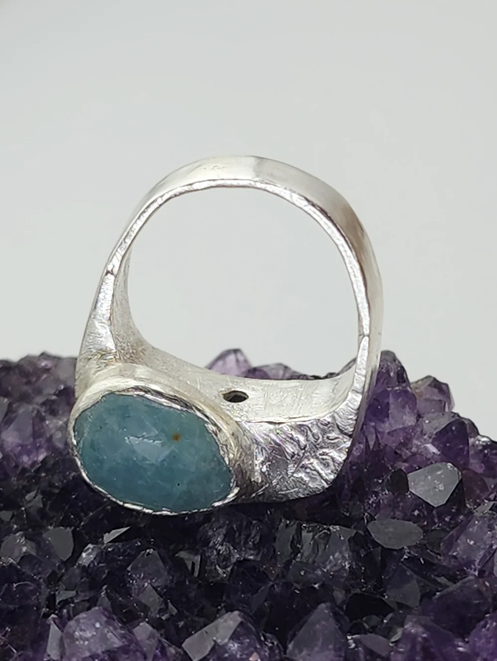 AQUAMARINE HALLOW EMBOSSED RING HANDMADE IN STERLING SILVER SIZE 7.50